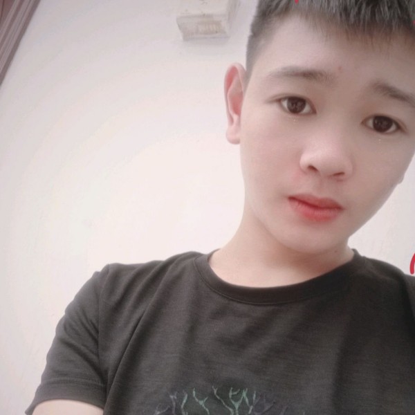 知性闻西装的照片