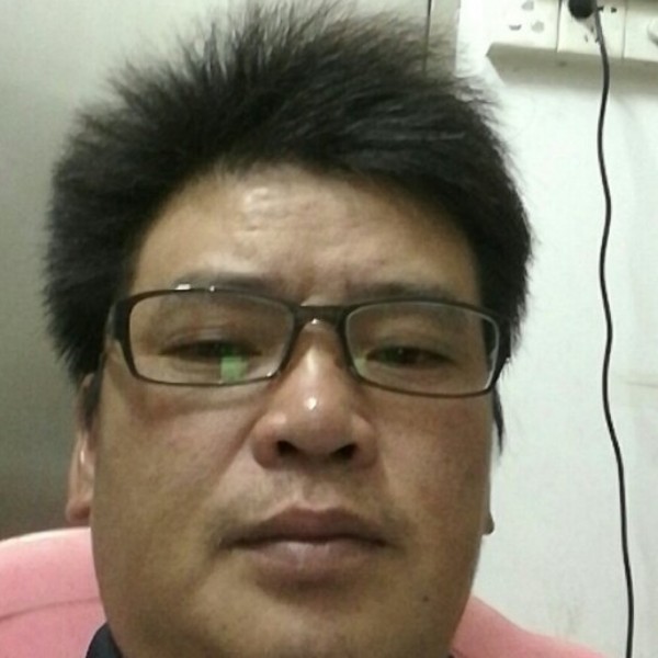 山里人进城寻缘的照片