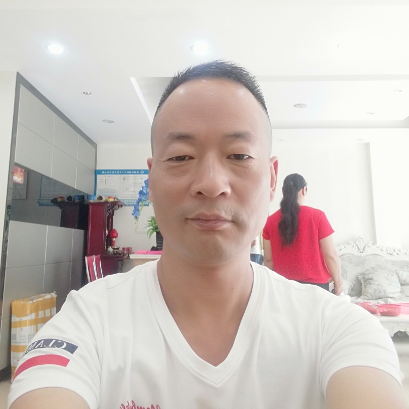旧颜漫步愉快的照片