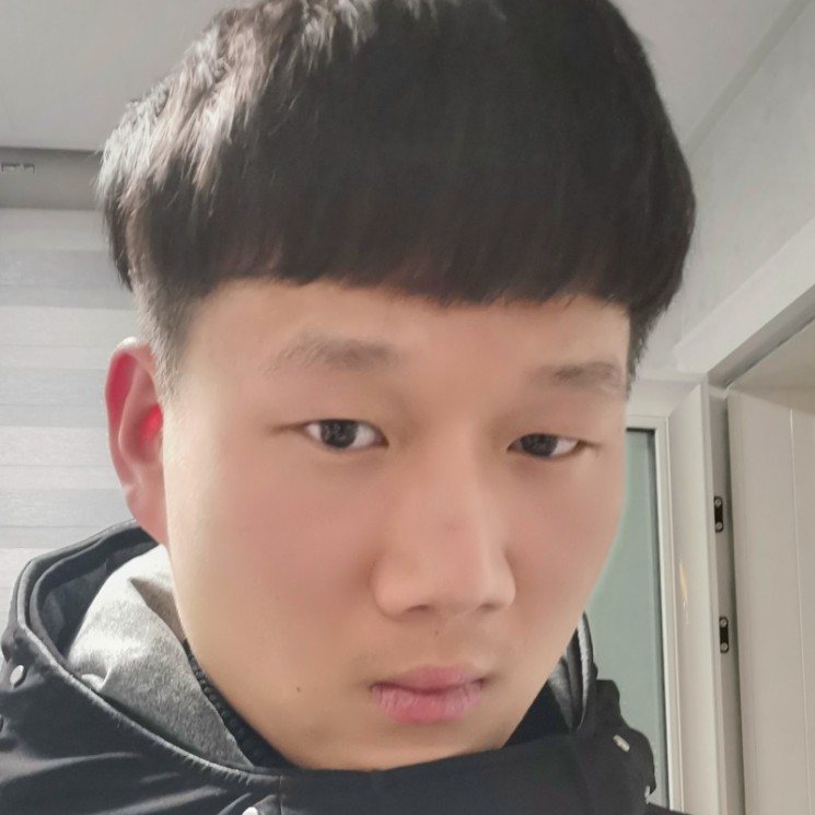 自由和凉城的照片