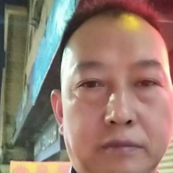 水杯标致的照片