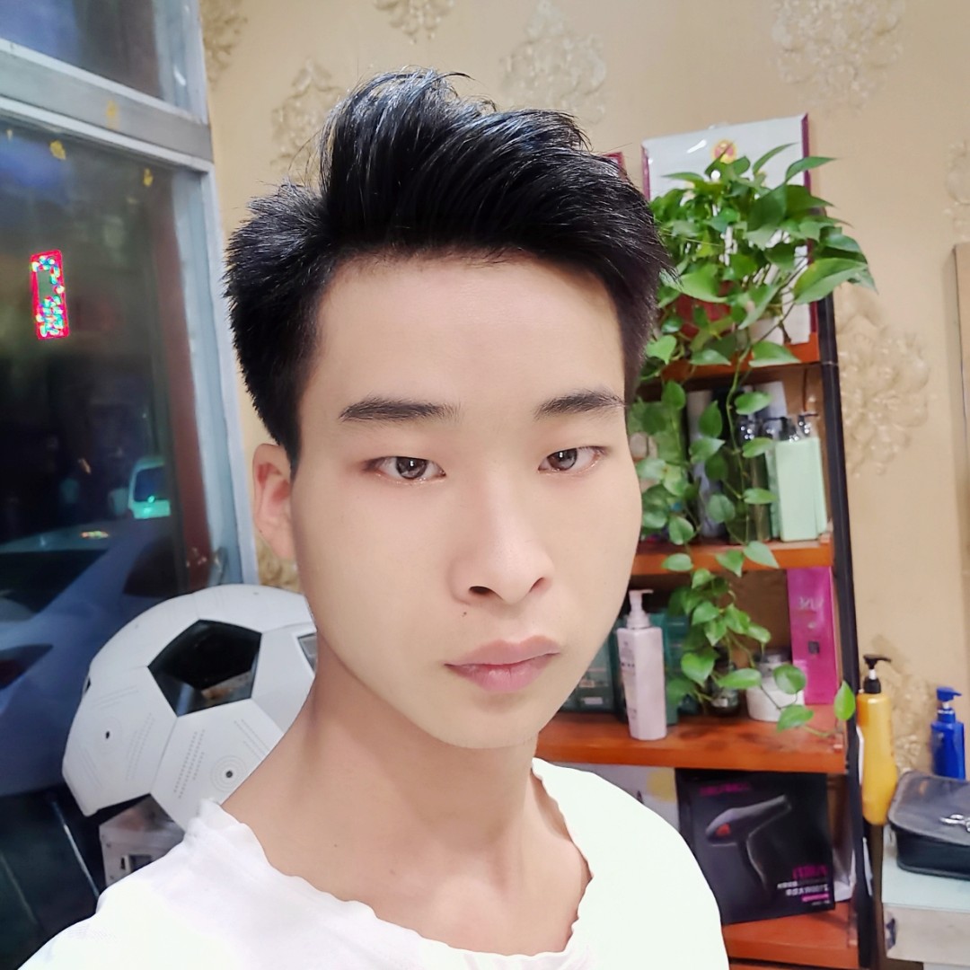 如意蹁跹小蚂蚁的照片