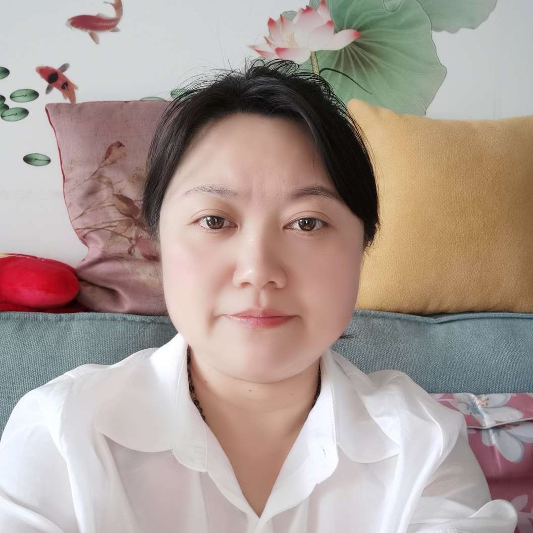 羽毛挽手隐忍的照片