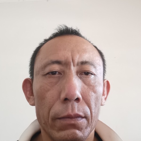 白孤晚寞的照片