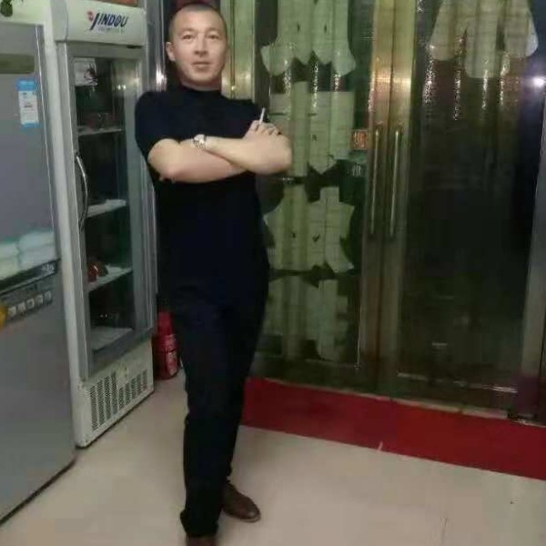 离歌冷静的照片