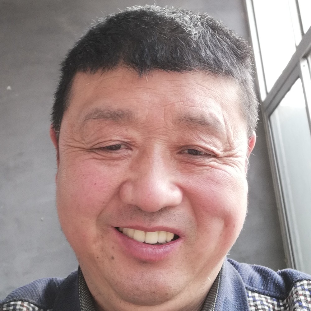 王广吉的照片