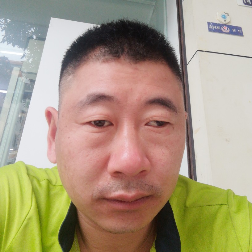 装修司工队的照片