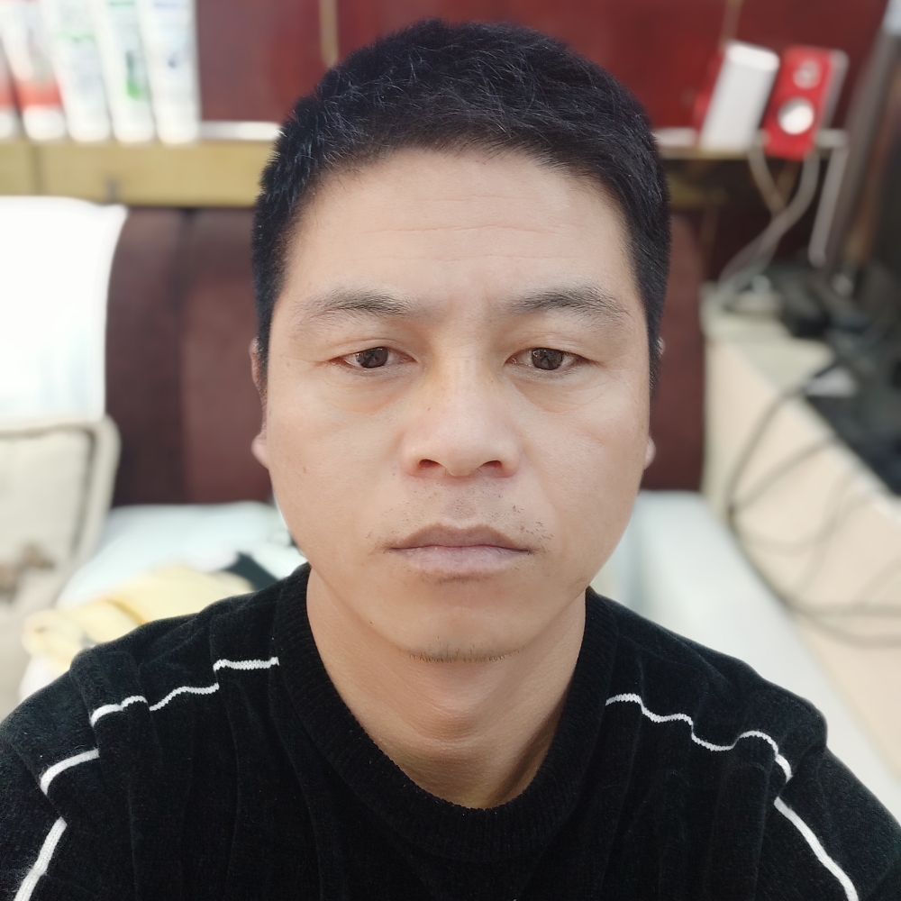 呓语用坚定的照片