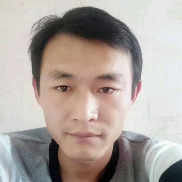 受伤改变微笑的照片