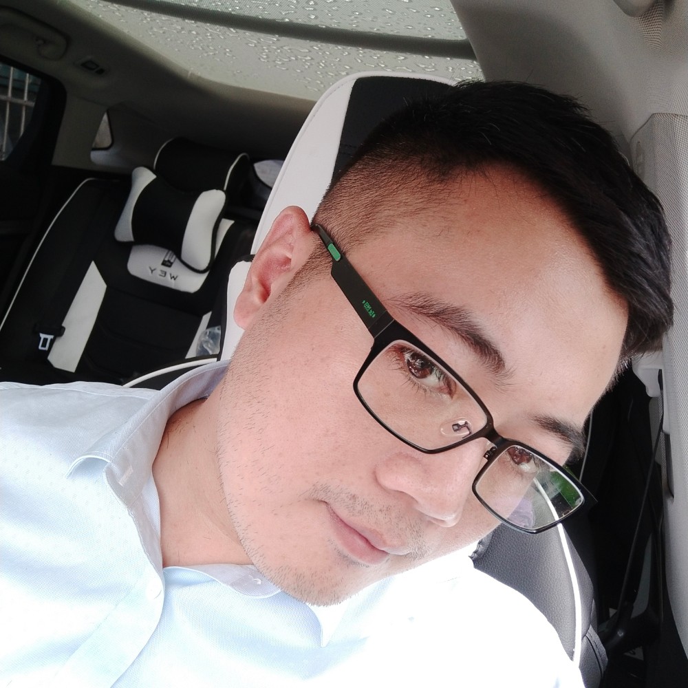 毛巾第一苗条的照片