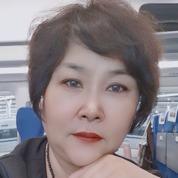 霸气女人的照片
