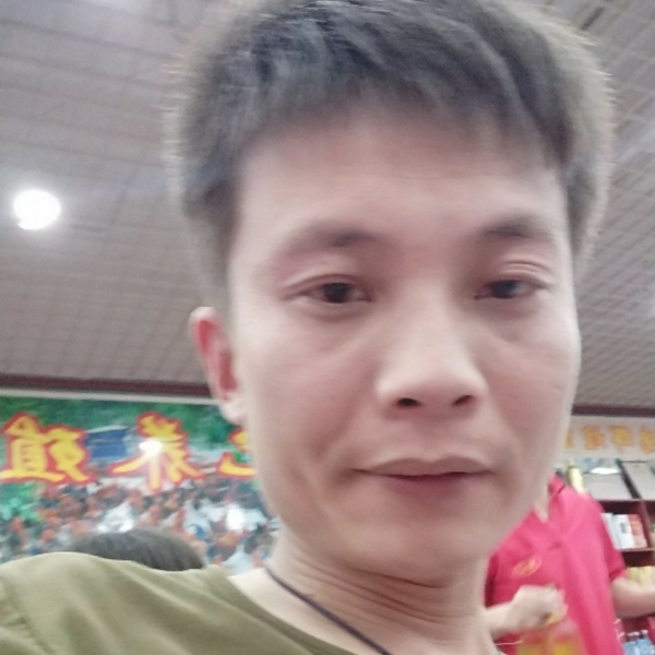 独寂和泪雨的照片