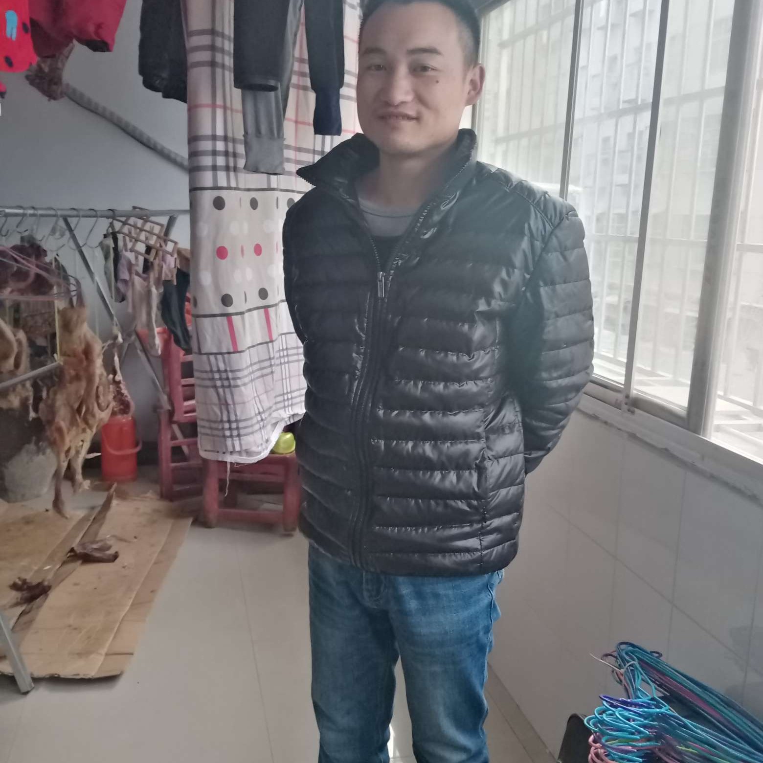 刻苦扯钻石的照片