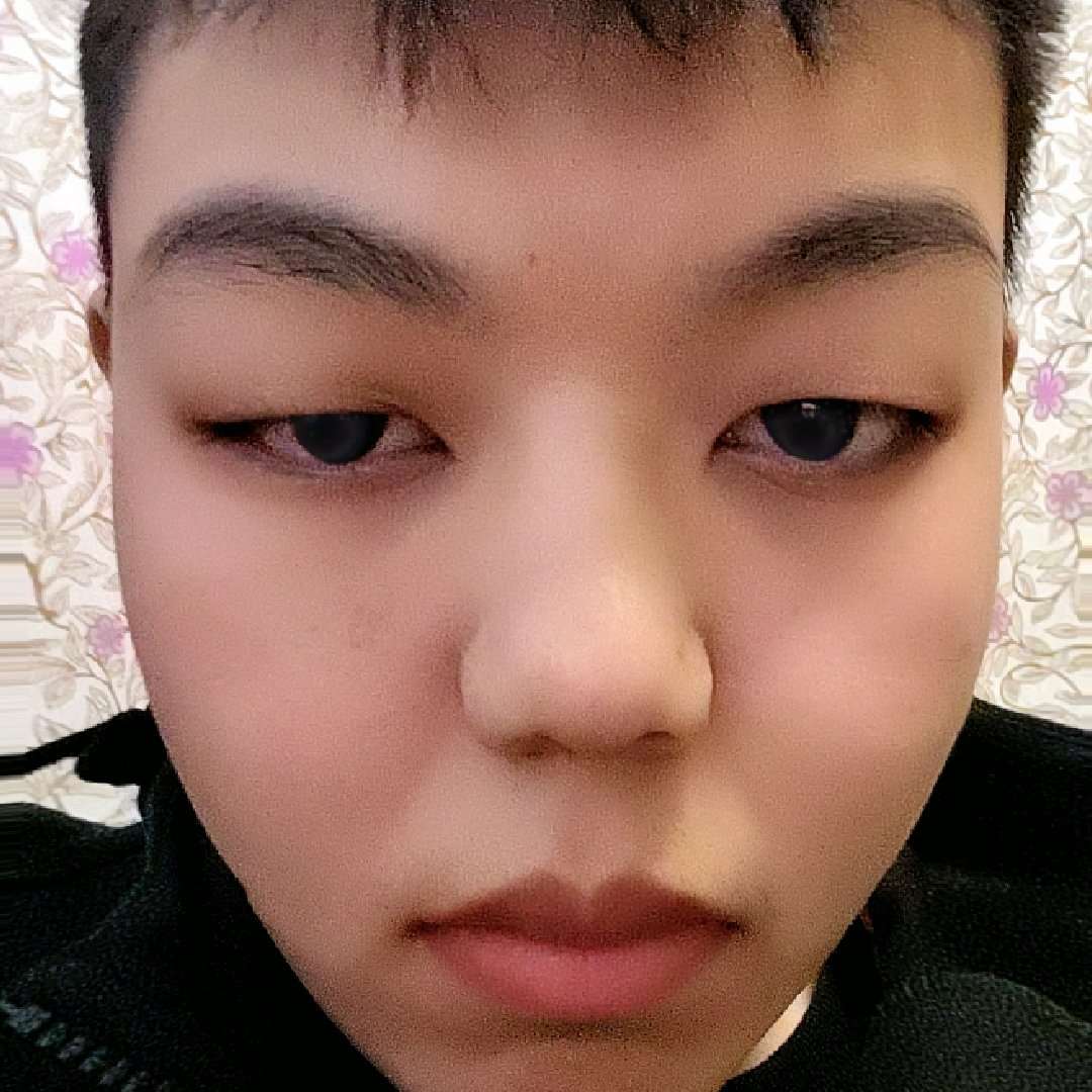 赌酒一杯的照片