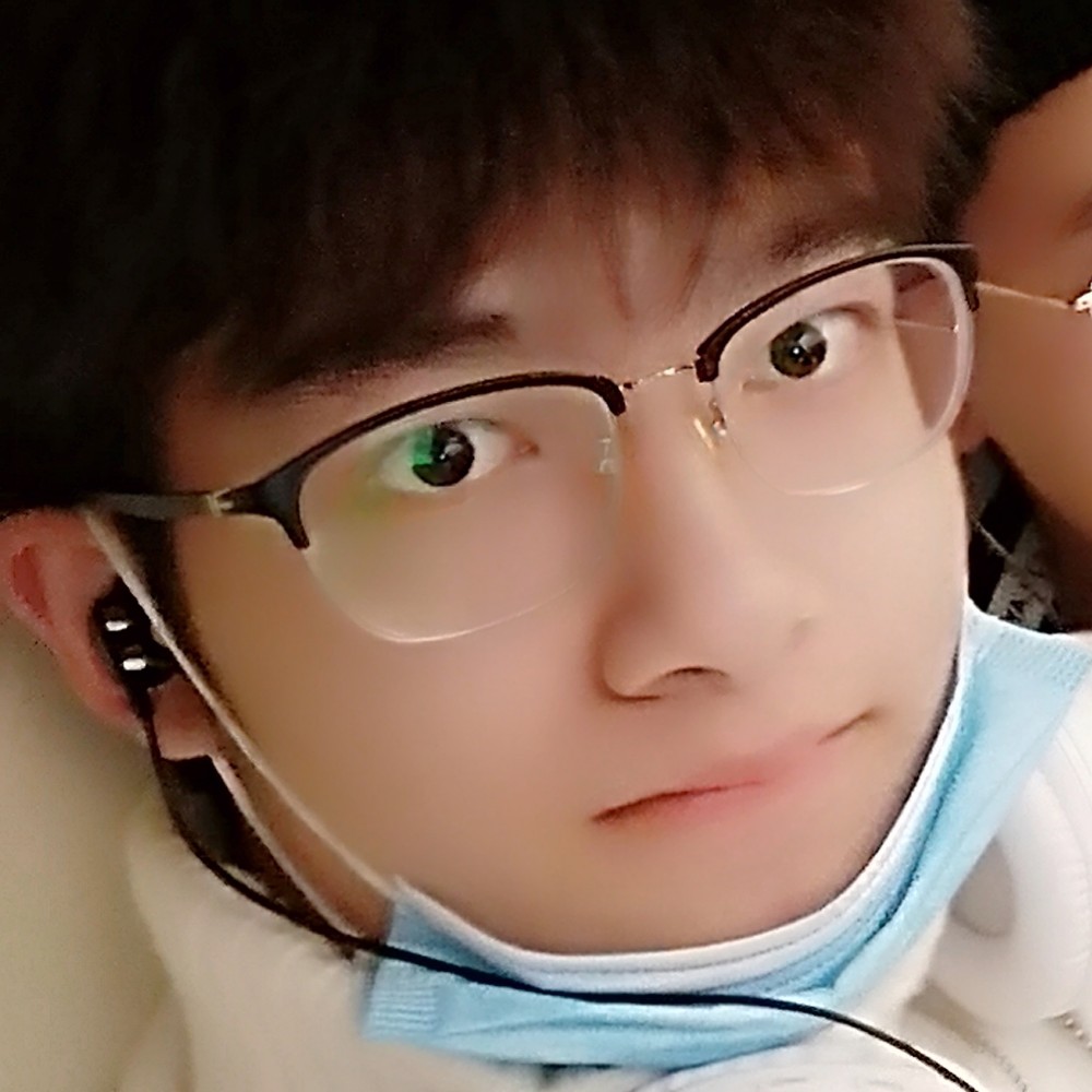 昶丨的照片