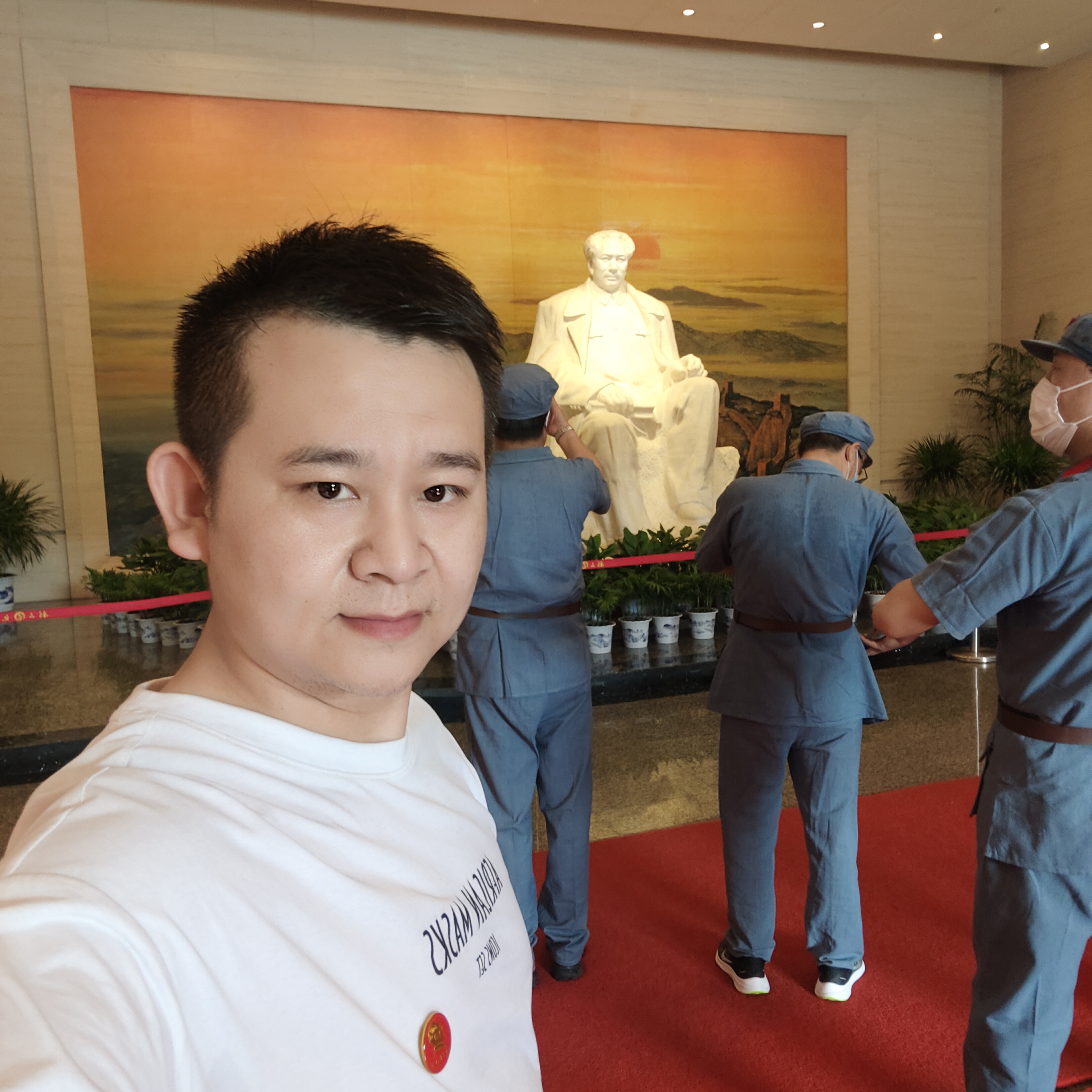 高挑有凉城的照片