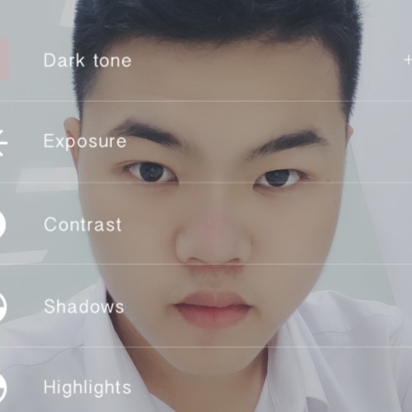 爱听歌多么冷月的照片