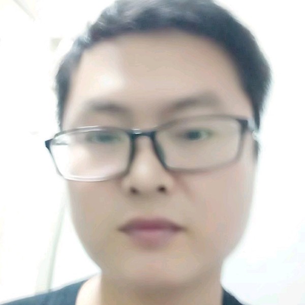 秋天的落叶有0的照片