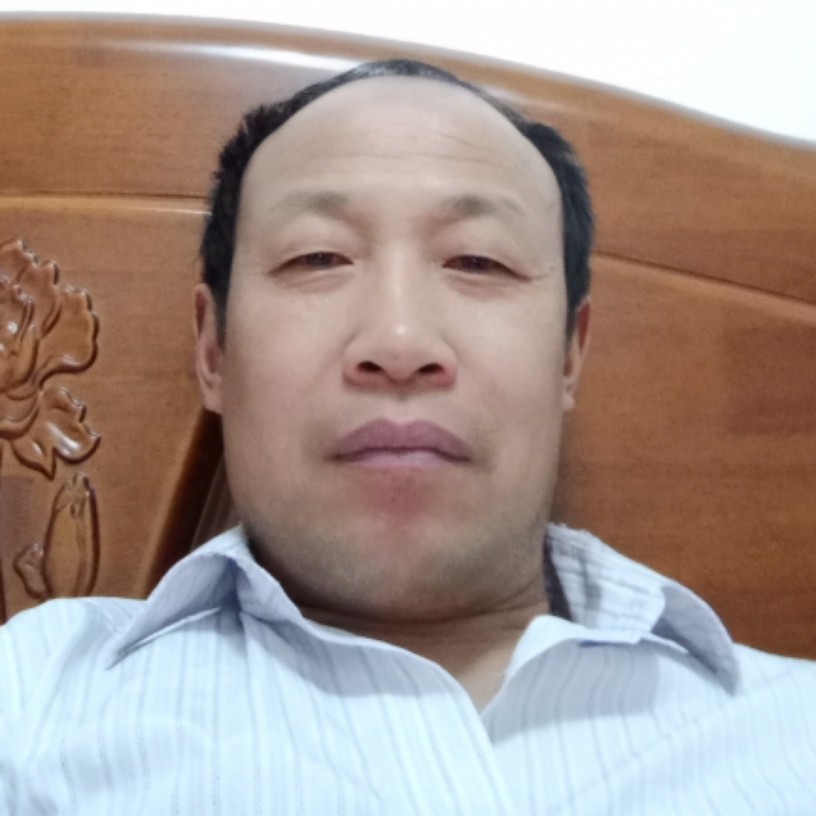 务实迎季节的照片