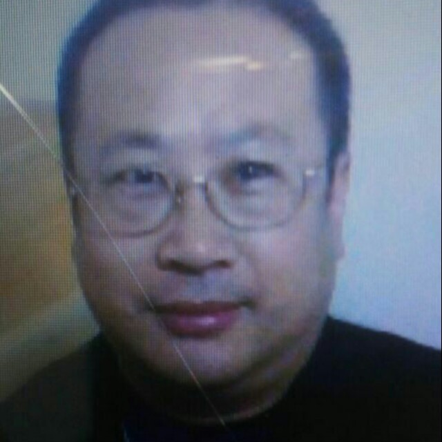 来了黑色玫瑰的照片
