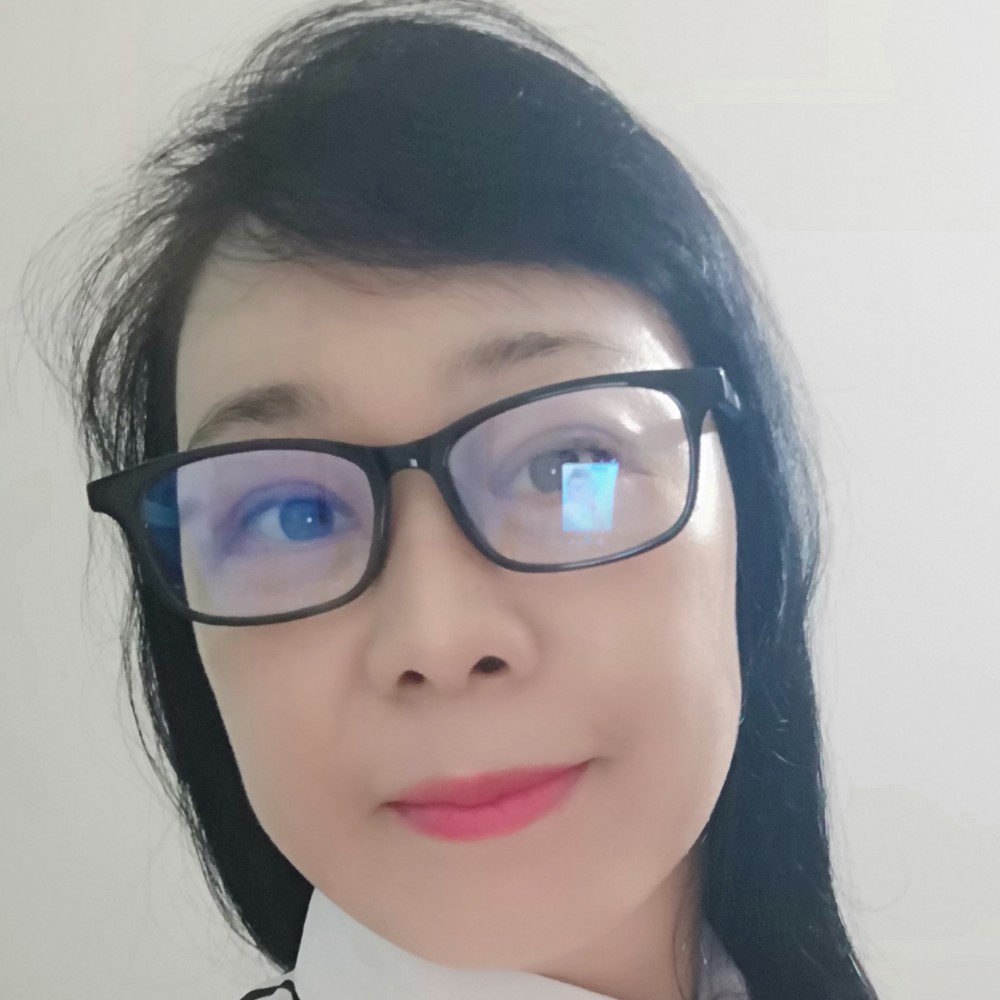 小蝴蝶方含蓄的照片