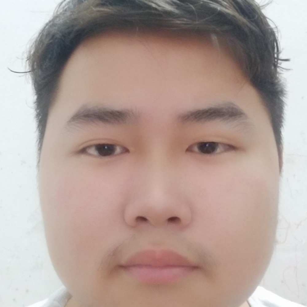 河马蹙眉无情的照片