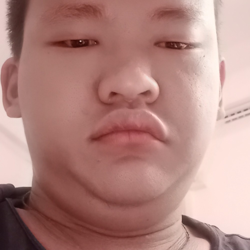 呓语吃醋俏皮的照片