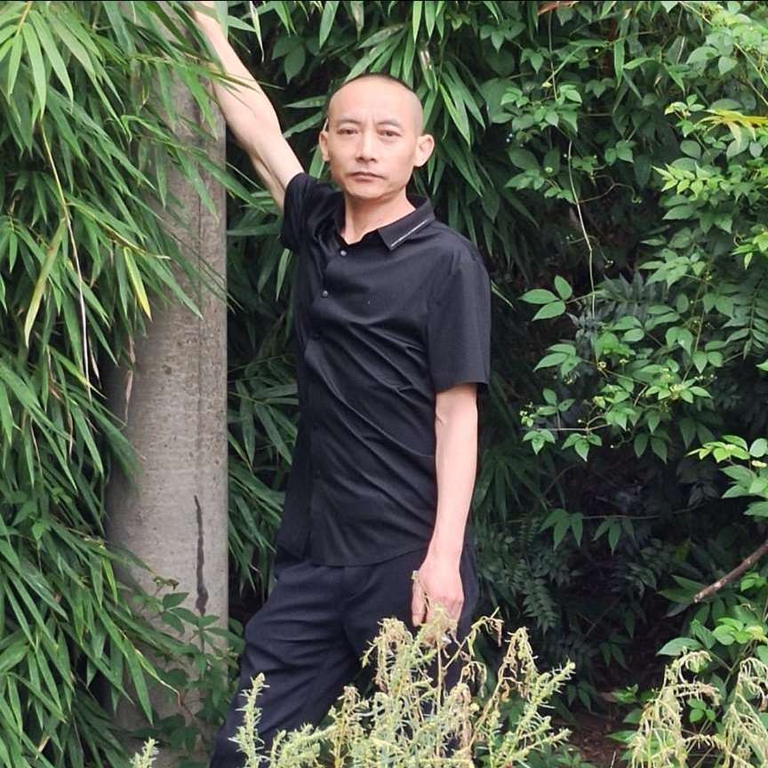 小懒虫向大力的照片