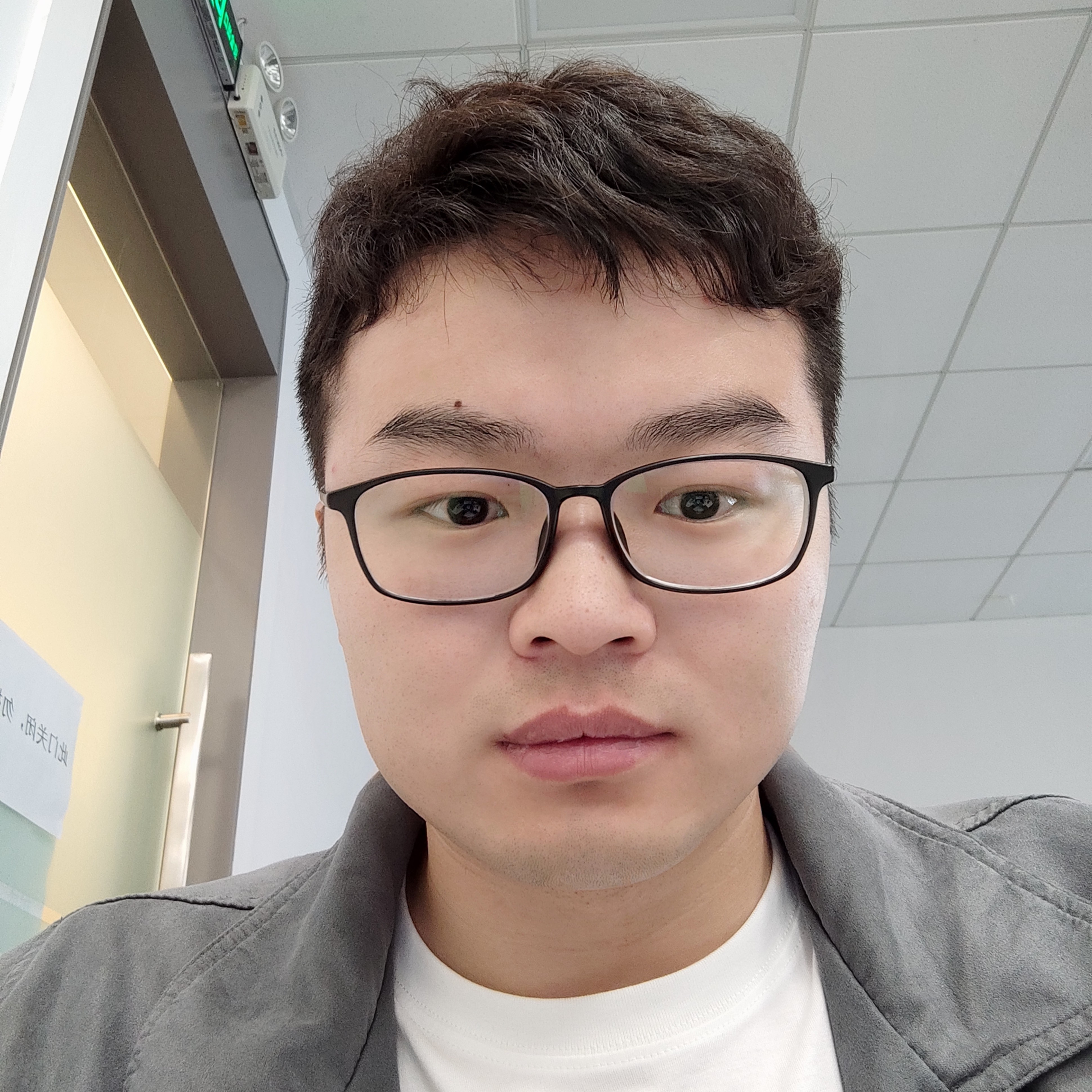 项链说唯一的的照片
