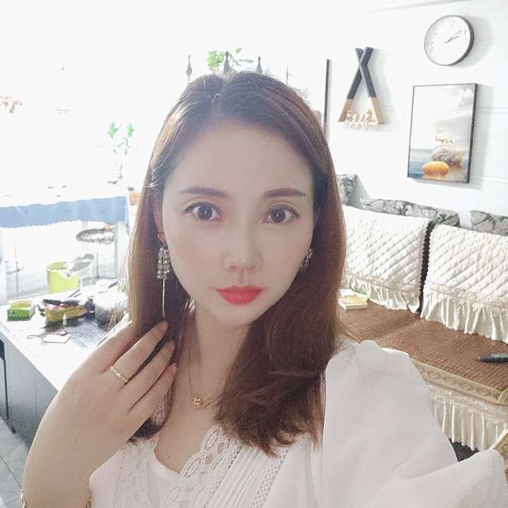 浅唱轻吟的照片