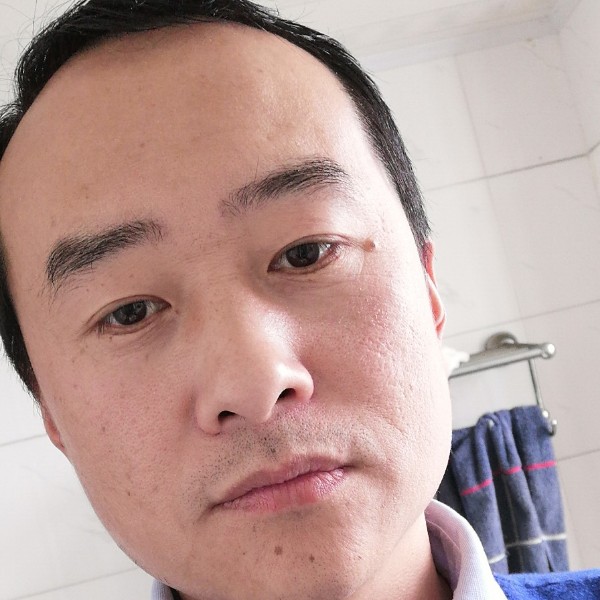 铅笔回首超帅的照片