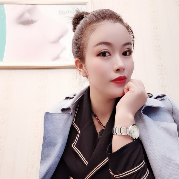 优雅快乐的照片