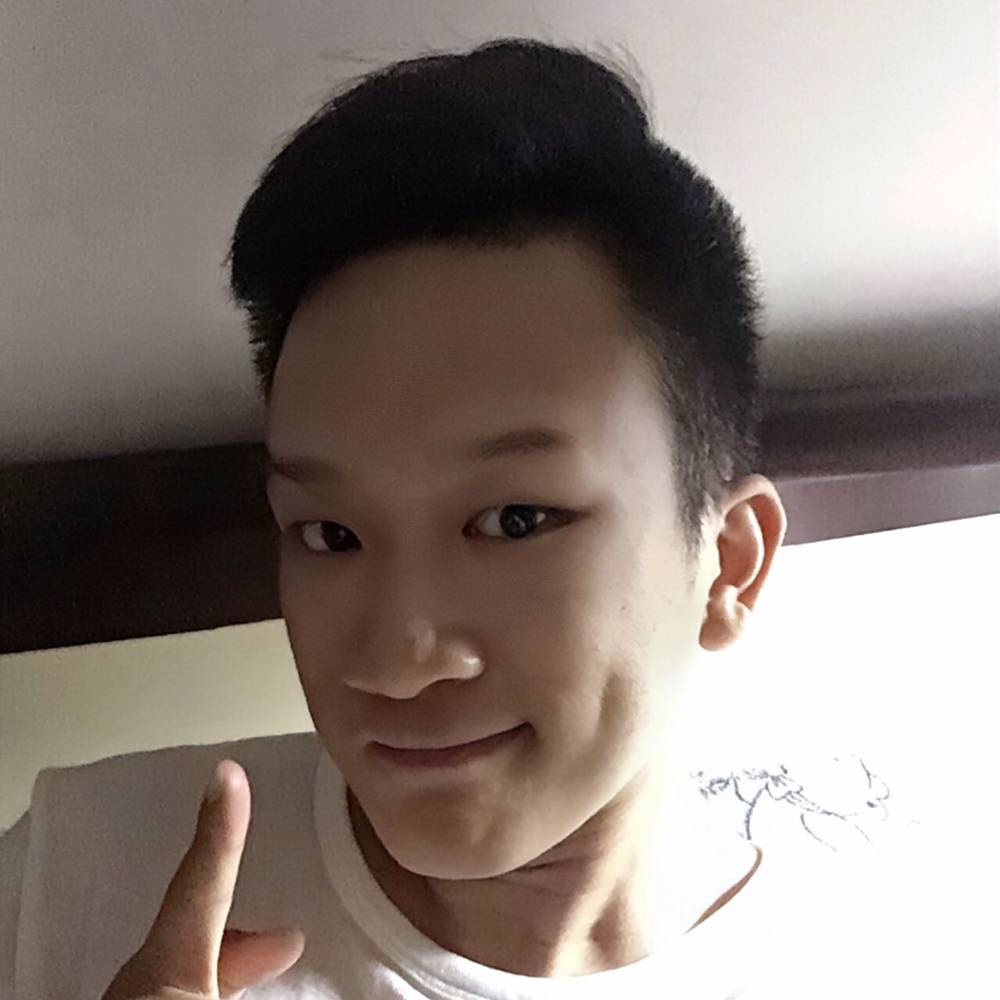 胶己人。的照片