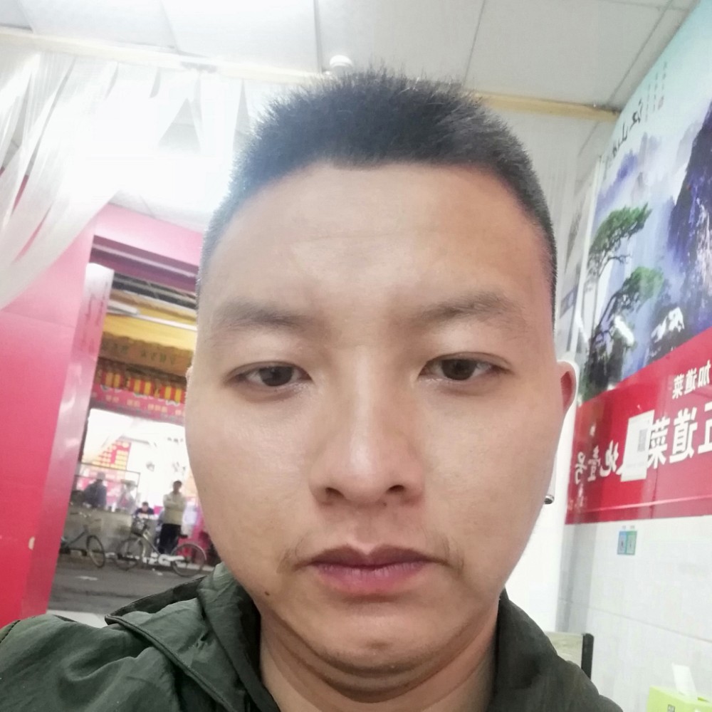 崖悔笑干净的照片