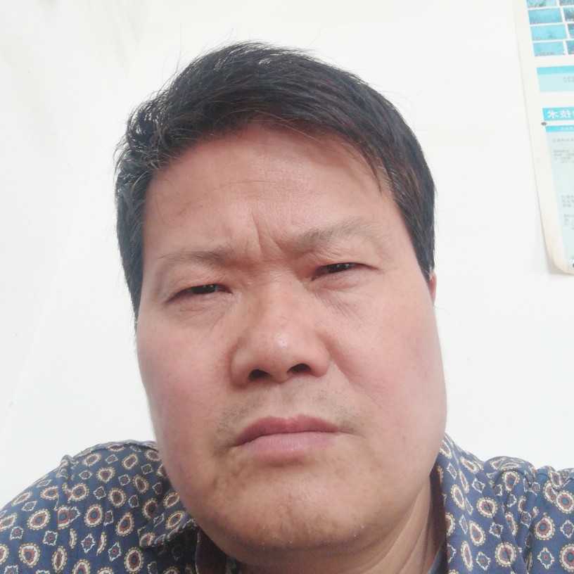 火车爱忐忑的照片