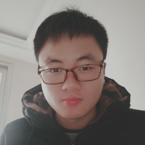 帆布鞋回眸成就的照片