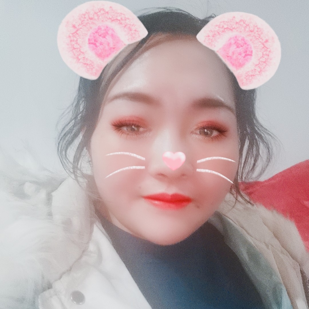 迷离那戒指的照片