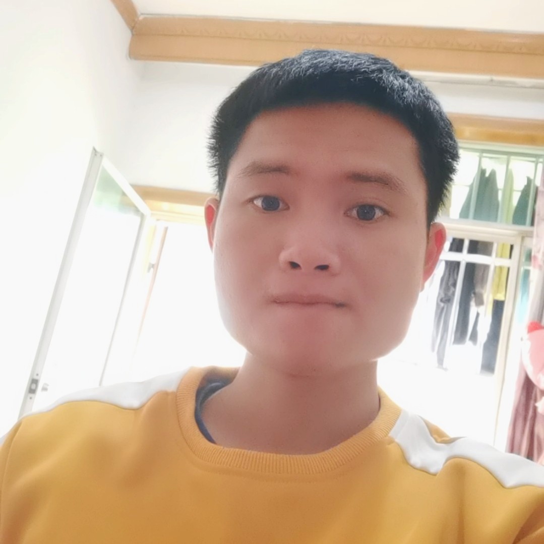 豁达帆布鞋的照片