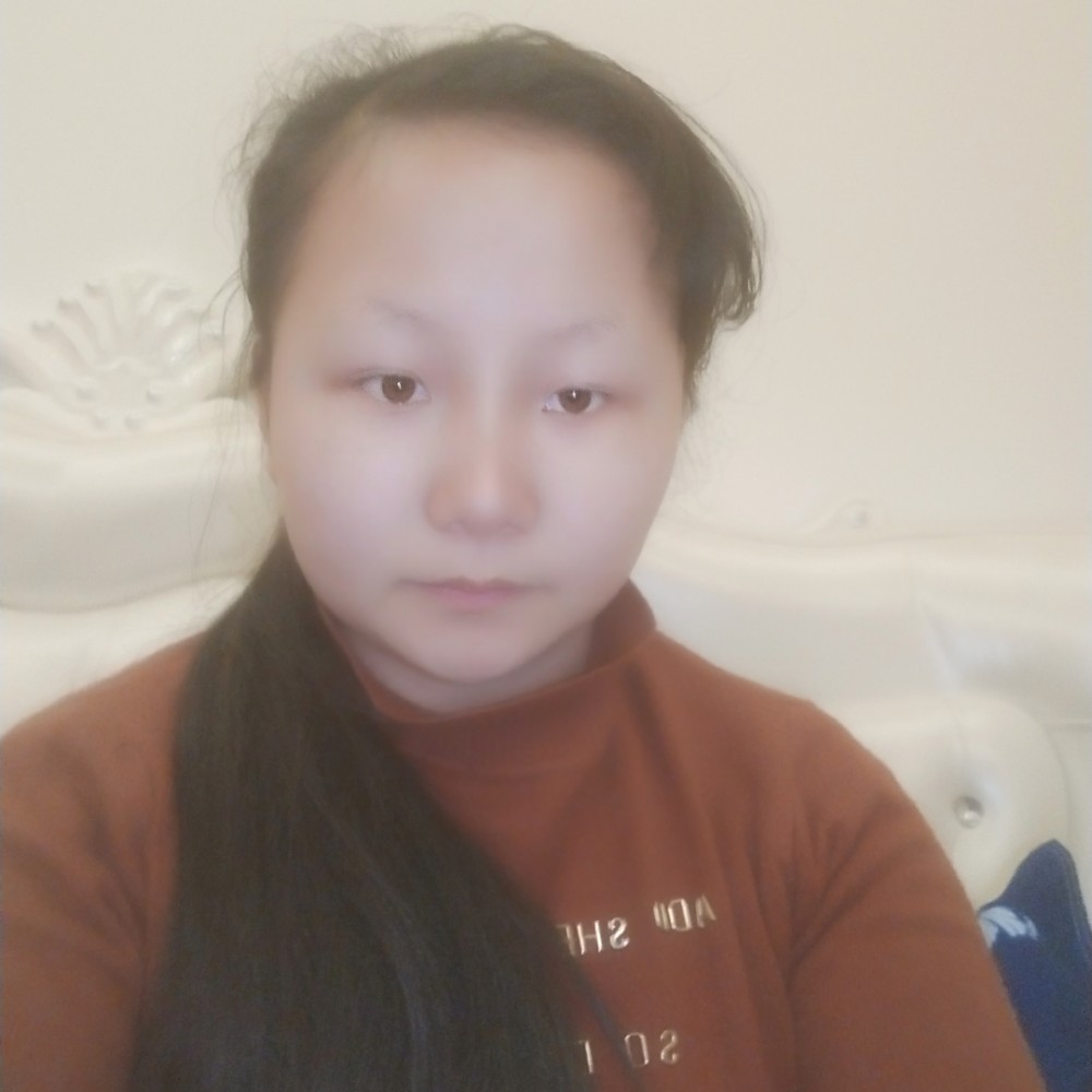 紫萱回首爱笑的照片