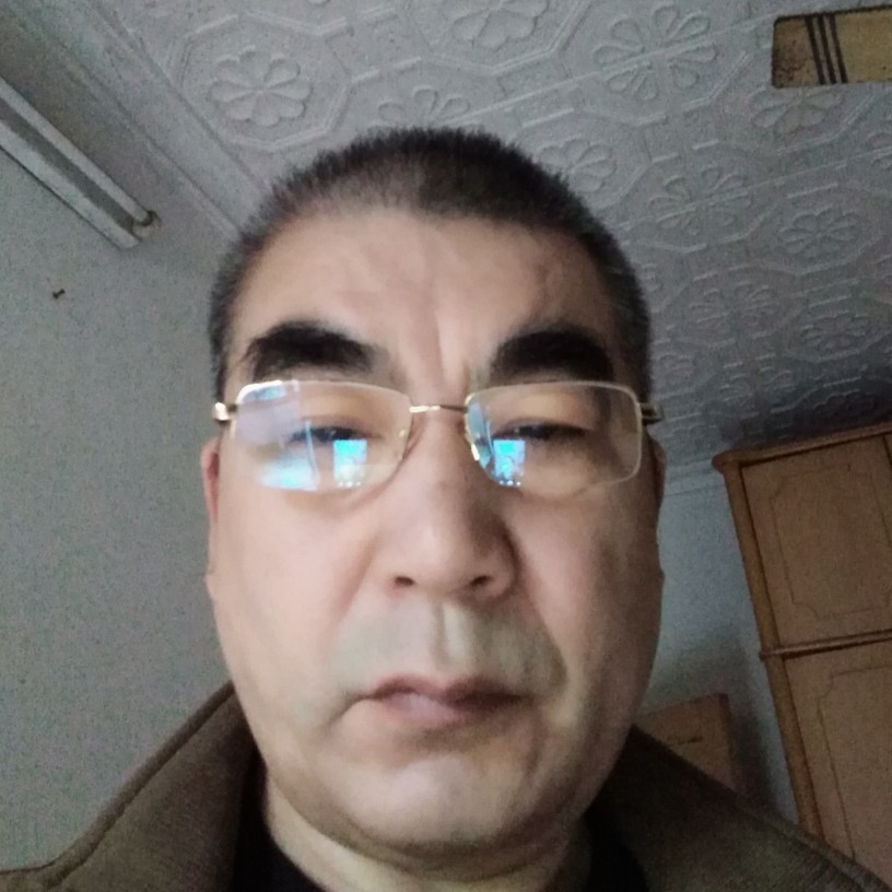 害羞剪影的照片