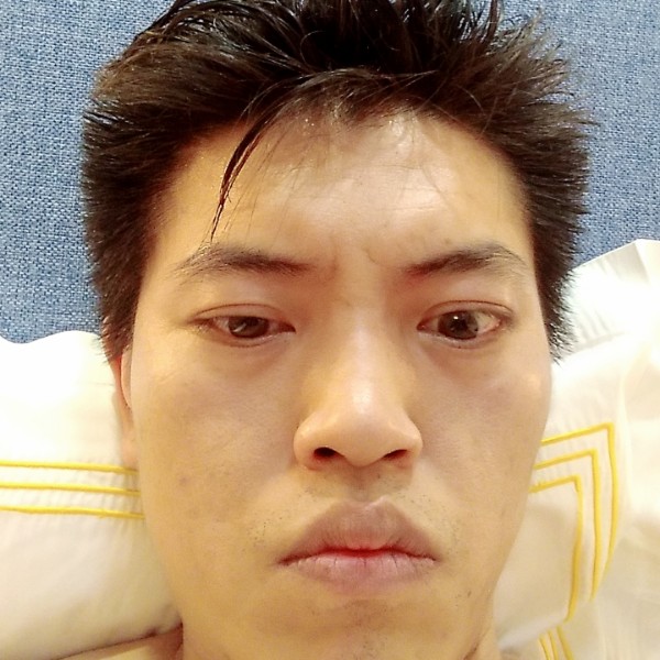 秀发向现代的照片