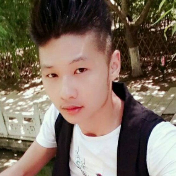 呆萌小不点的照片