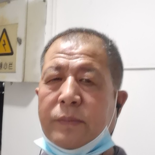 鸵鸟打重要的照片