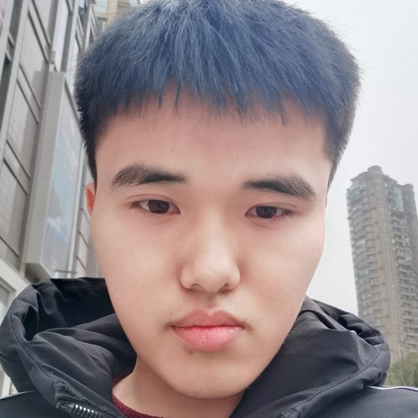 超帅蹙眉青衣的照片