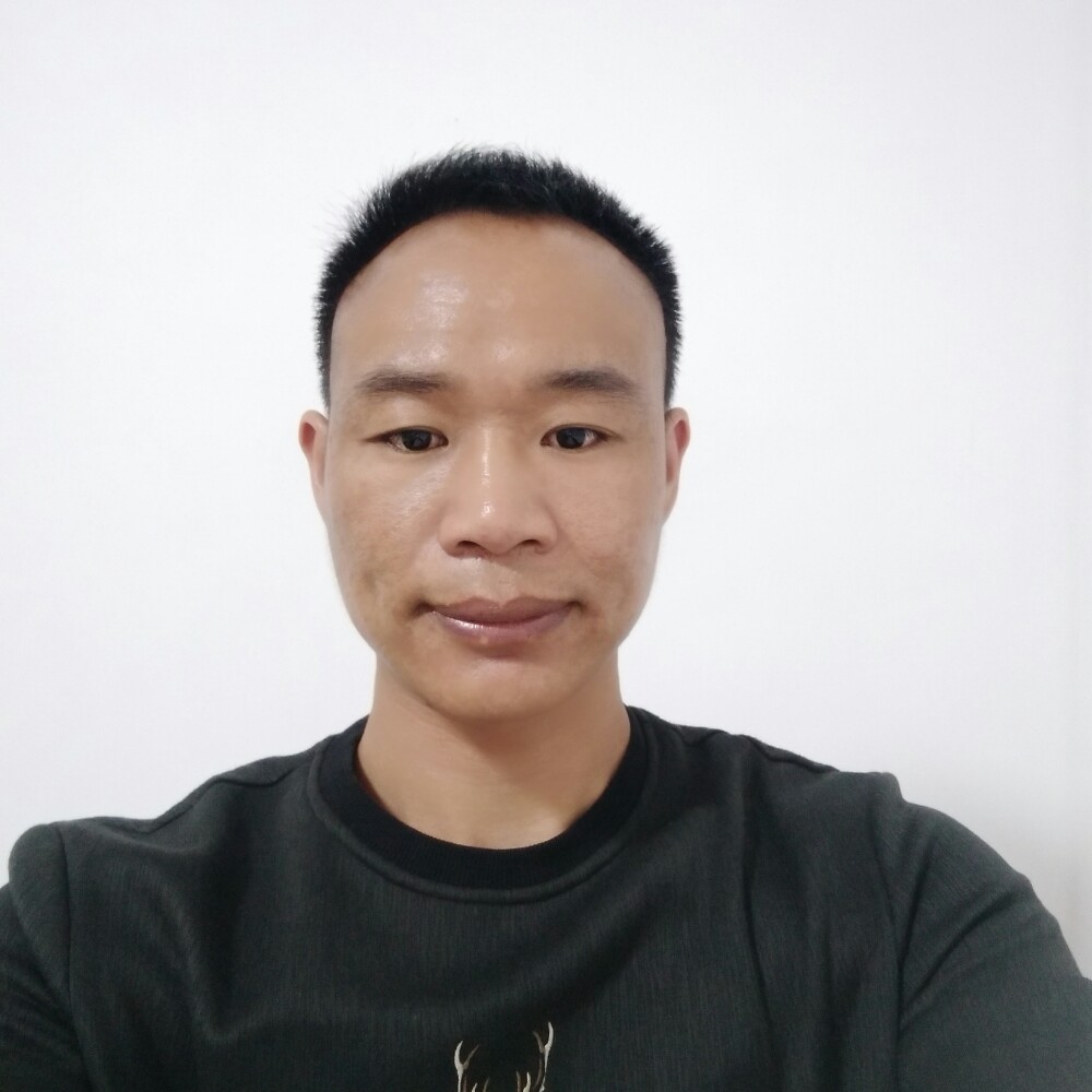 亻言的照片