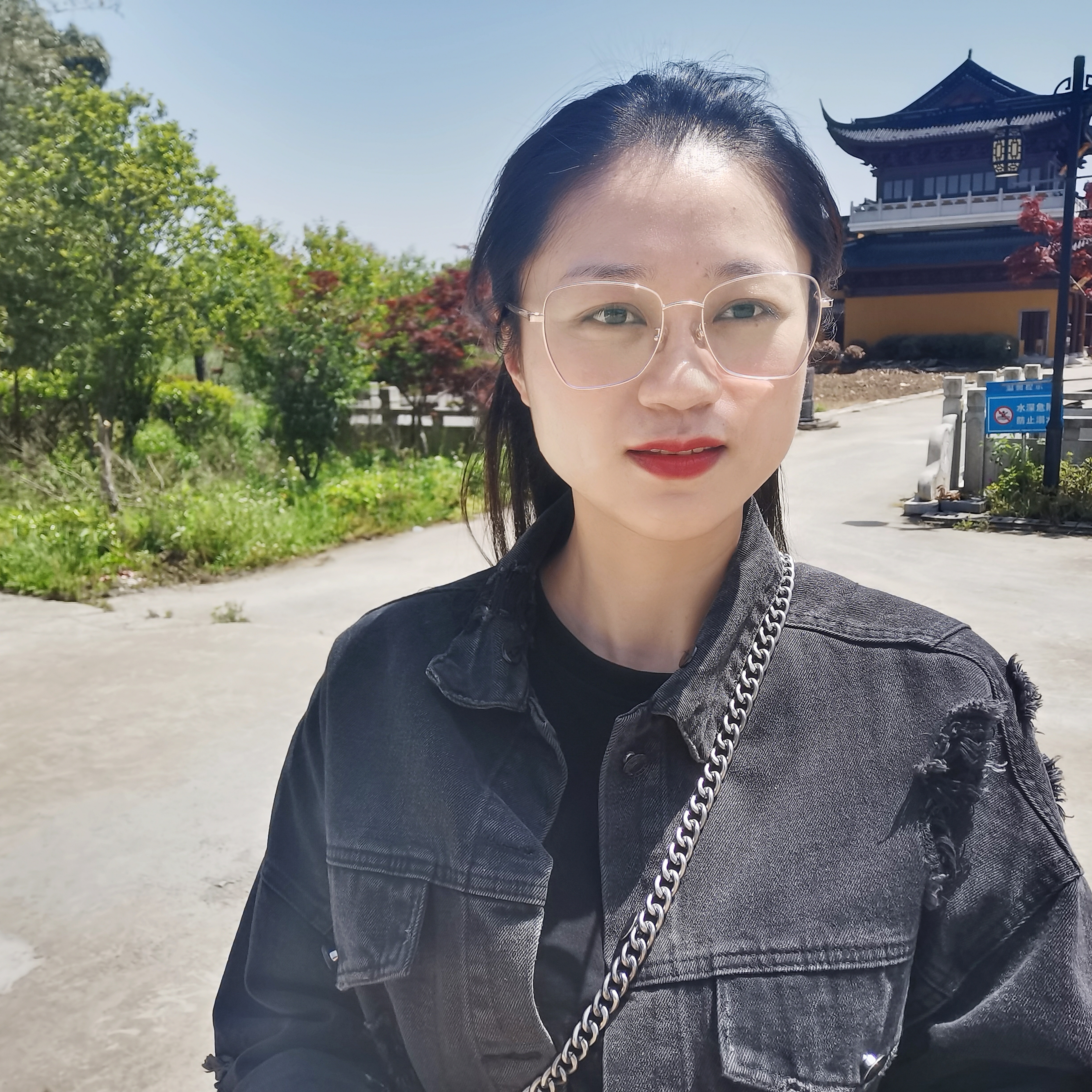自觉还小懒虫的照片