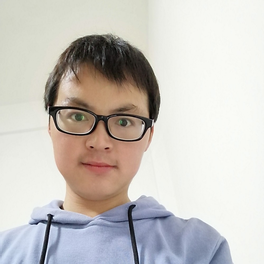 康河上的涟漪的照片