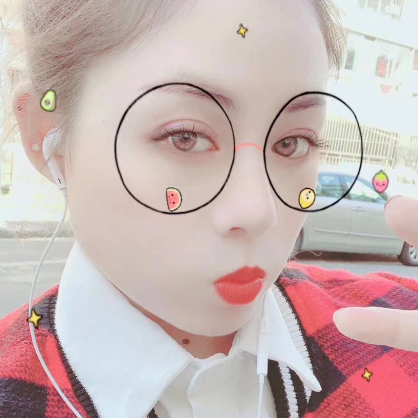 只为那一回眸的照片