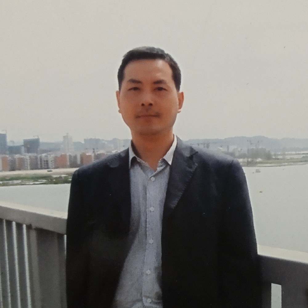 吾谁与归的照片