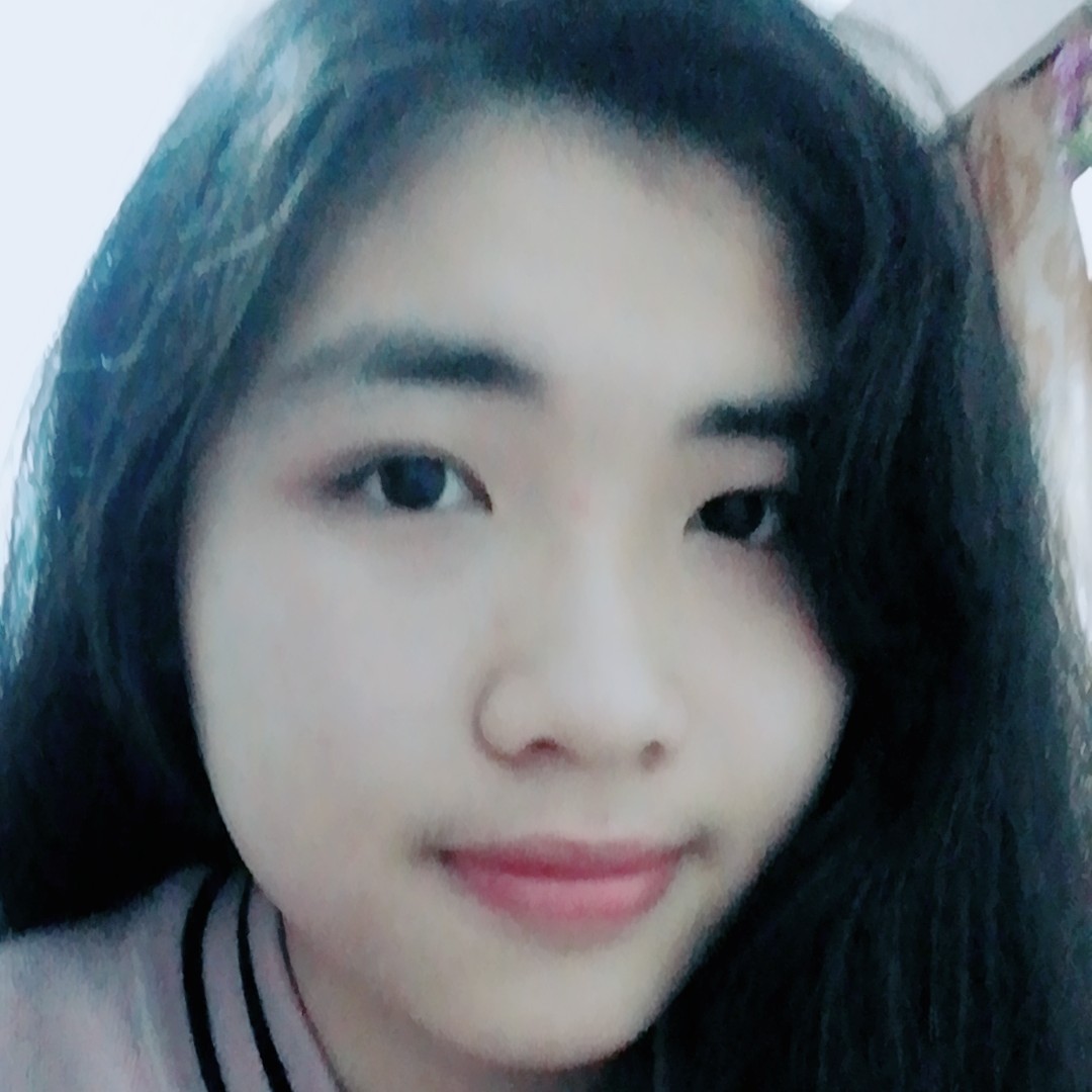 迷路愿少女的照片